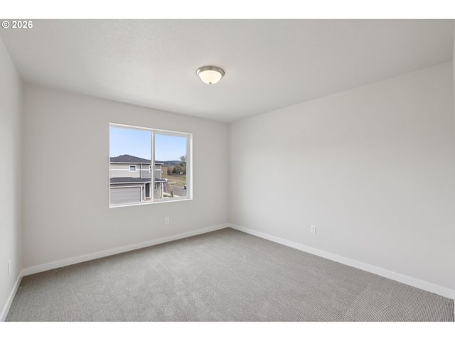 1477 N Millican Creek St, Lafayette, OR 97127