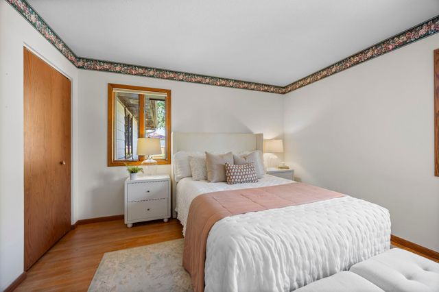 10006 Chicago Avenue S, Bloomington, MN 55420