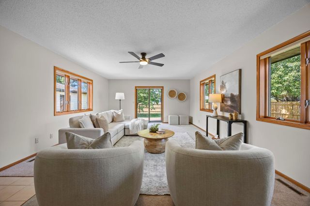 10006 Chicago Avenue S, Bloomington, MN 55420