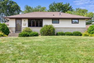 10006 Chicago Avenue S, Bloomington, MN 55420