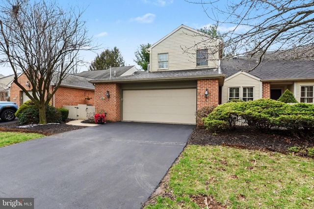 104 CAMBRIDGE DR, Hershey, PA 17033