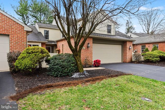 104 CAMBRIDGE DR, Hershey, PA 17033