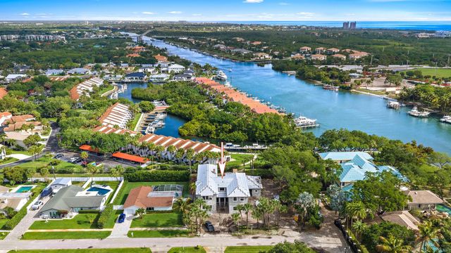 2267 Windsor Road, Palm Beach Gardens, FL 33410