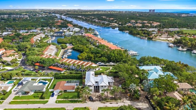 2267 Windsor Road, Palm Beach Gardens, FL 33410