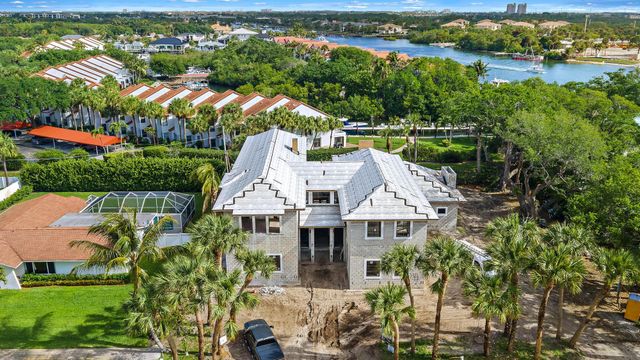 2267 Windsor Road, Palm Beach Gardens, FL 33410