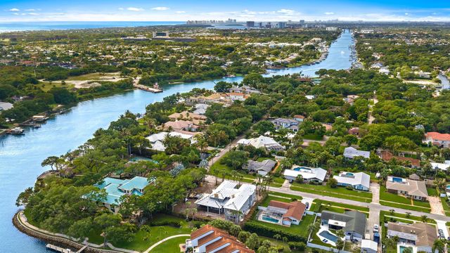 2267 Windsor Road, Palm Beach Gardens, FL 33410