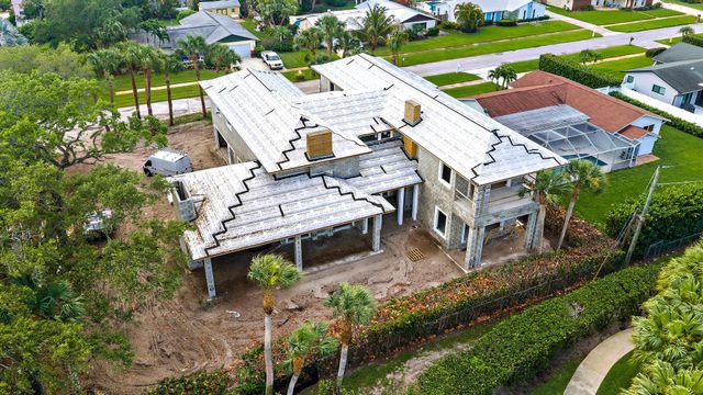 2267 Windsor Road, Palm Beach Gardens, FL 33410