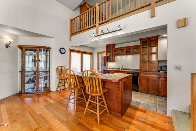919 Scott Drive, Grants Pass, OR 97527