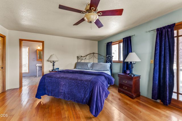 919 Scott Drive, Grants Pass, OR 97527
