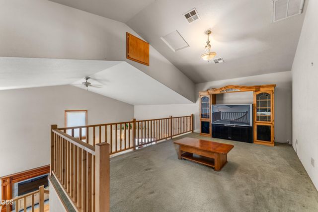 919 Scott Drive, Grants Pass, OR 97527