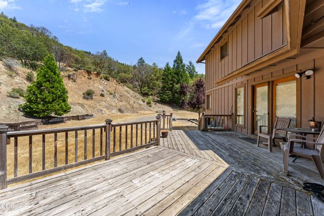 919 Scott Drive, Grants Pass, OR 97527