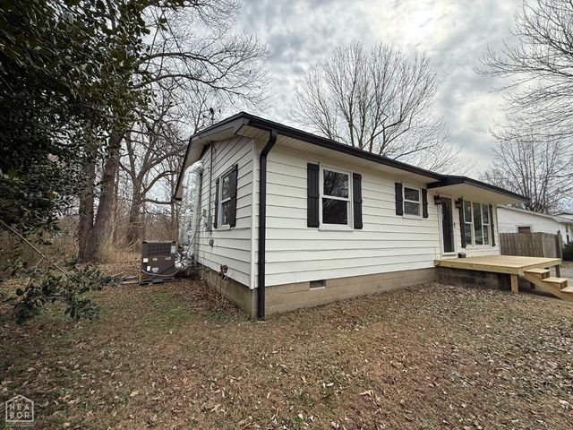 344 S 10th Avenue, Piggott, AR 72454