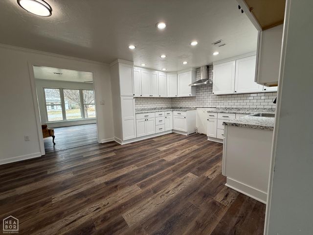 344 S 10th Avenue, Piggott, AR 72454