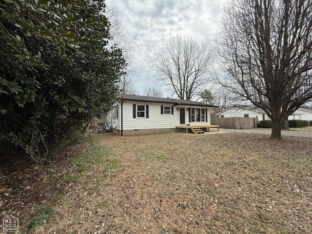 344 S 10th Avenue, Piggott, AR 72454