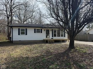 344 S 10th Avenue, Piggott, AR 72454