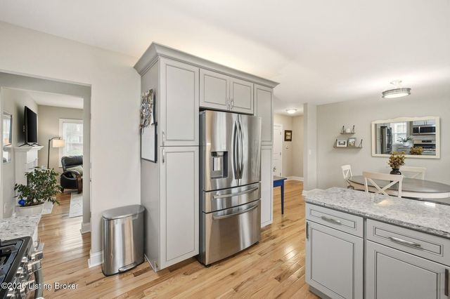 228 Sage Rd, Louisville, KY 40207