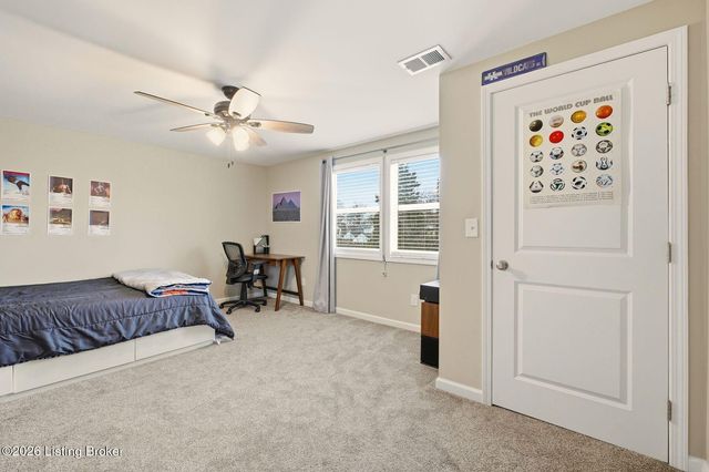 228 Sage Rd, Louisville, KY 40207