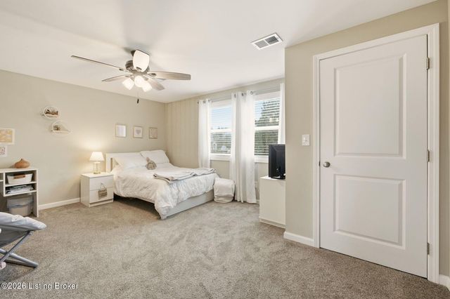 228 Sage Rd, Louisville, KY 40207