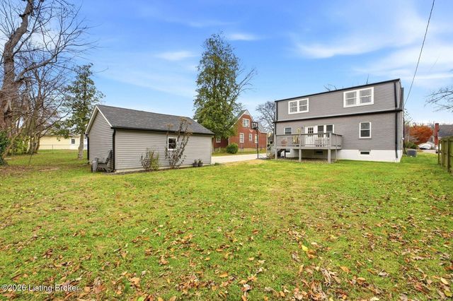 228 Sage Rd, Louisville, KY 40207