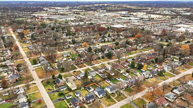 228 Sage Rd, Louisville, KY 40207