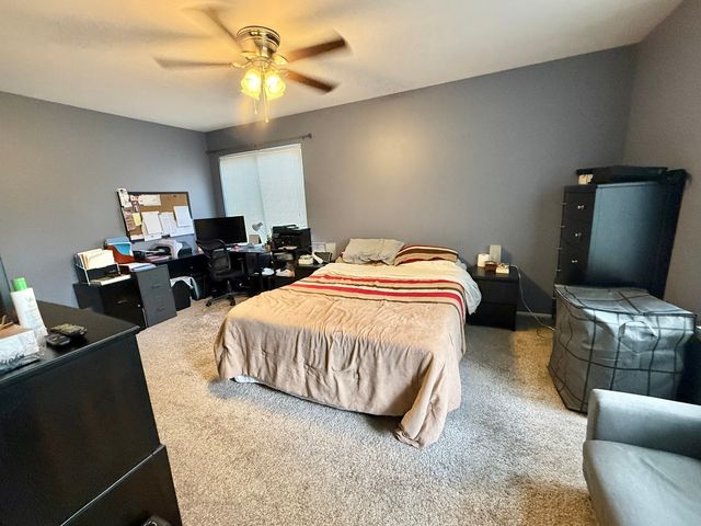 752 Biloxie Court 752, Carol Stream, IL 60188