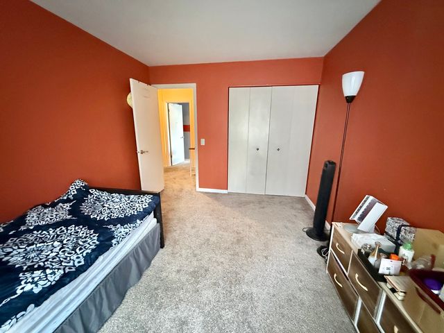 752 Biloxie Court 752, Carol Stream, IL 60188