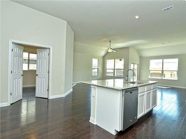 916 Purple Moor PASS, Leander, TX 78641