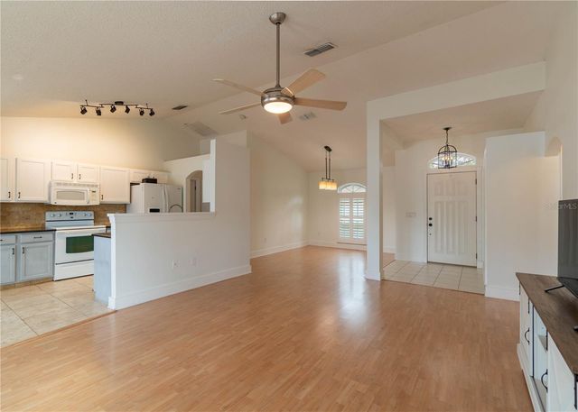 14833 REDCLIFF DRIVE, Tampa, FL 33625