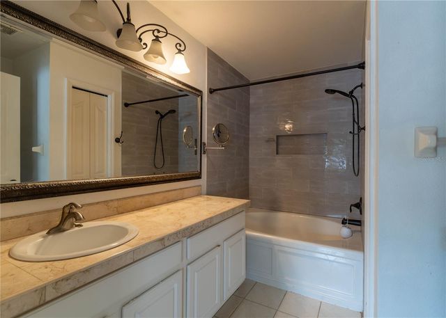 14833 REDCLIFF DRIVE, Tampa, FL 33625