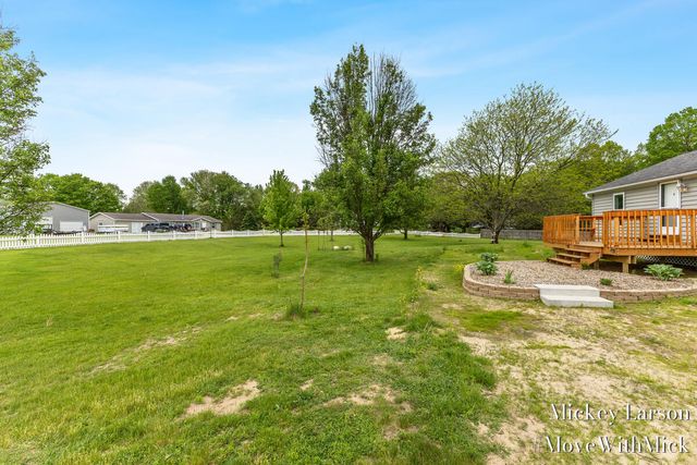 1382 Dairy Lane NE, Cedar Springs, MI 49319