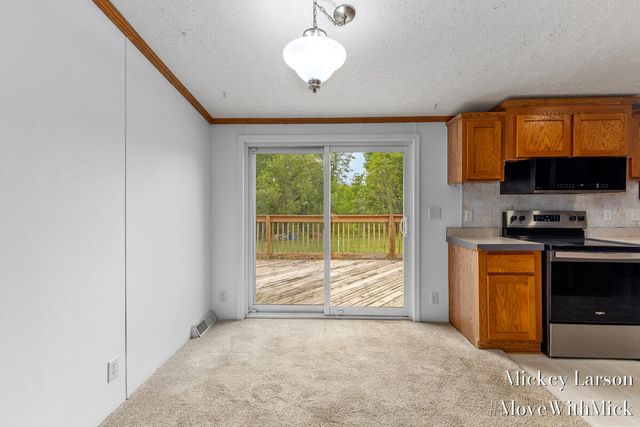 1382 Dairy Lane NE, Cedar Springs, MI 49319
