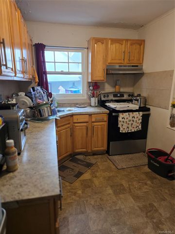 2467 New York Avenue, Melville, NY 11747