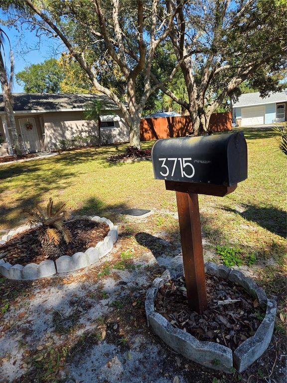 3715 DALE COURT, Mount Dora, FL 32757