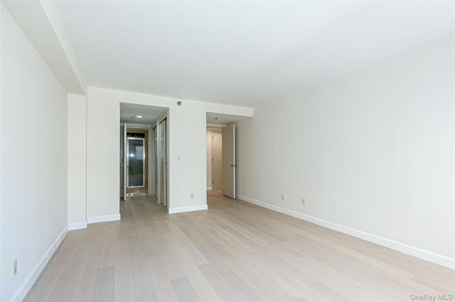 88 Cuttermill Road 418, Great Neck, NY 11021