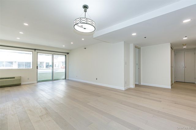 88 Cuttermill Road 418, Great Neck, NY 11021