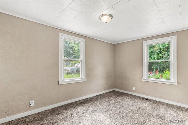 154 Becker Drive, St Louis, MO 63135