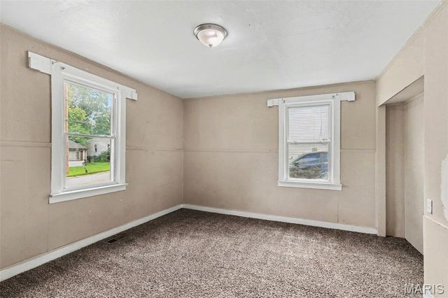 154 Becker Drive, St Louis, MO 63135