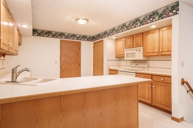 7218 WEATHERED OAK 0, Rockford, IL 61107