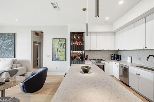675 NE Drewry Street NE 507, Atlanta, GA 30306