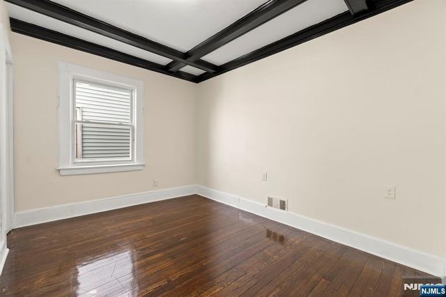 162 Columbia Avenue, Newark, NJ 07106