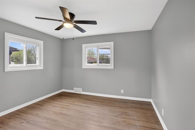 5022 S Middlebelt Road, Westland, MI 48186