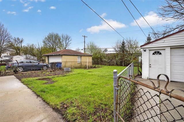 5022 S Middlebelt Road, Westland, MI 48186