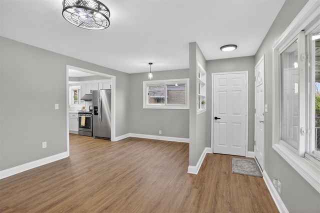 5022 S Middlebelt Road, Westland, MI 48186