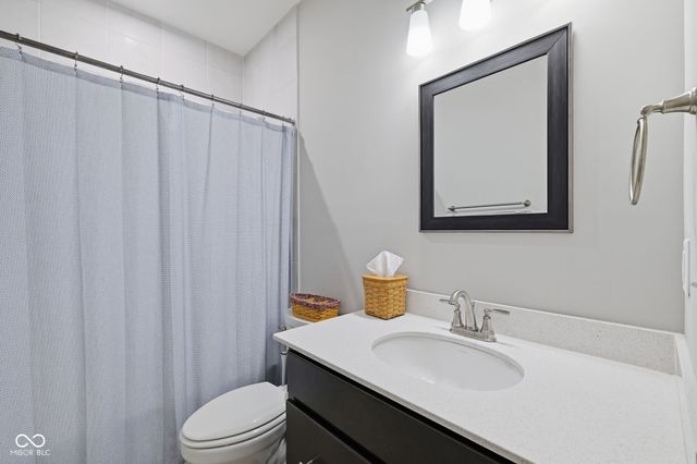 15112 Covebrook Lane, Fishers, IN 46040