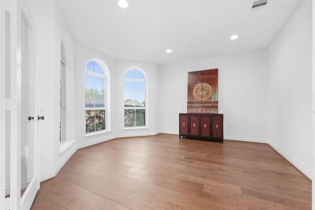 2405 Barton Shores Drive, Pearland, TX 77584