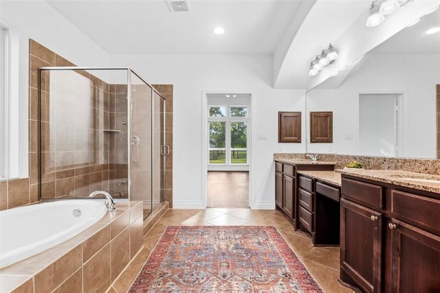 2405 Barton Shores Drive, Pearland, TX 77584