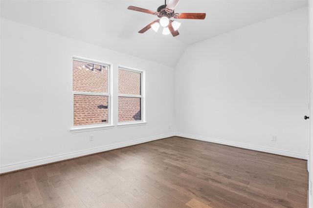 2405 Barton Shores Drive, Pearland, TX 77584