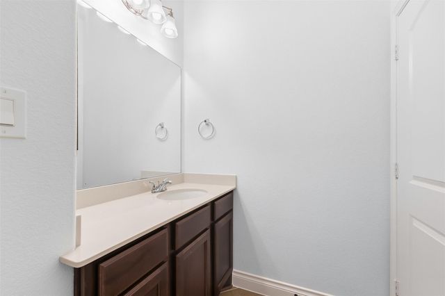 2405 Barton Shores Drive, Pearland, TX 77584