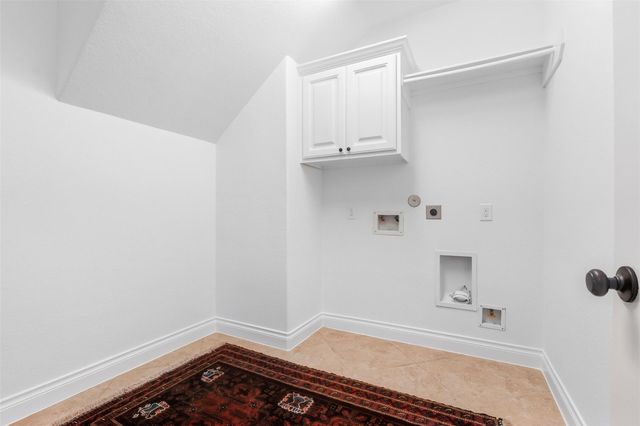 2405 Barton Shores Drive, Pearland, TX 77584