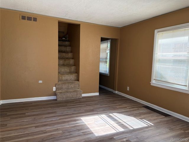 18162 Heyden Street, Detroit, MI 48219